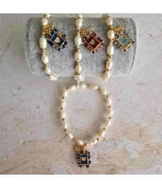 Pulsera Perla Río Escapulario Corazón